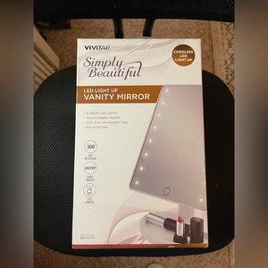 Light-Up Vanity Mirror NWT